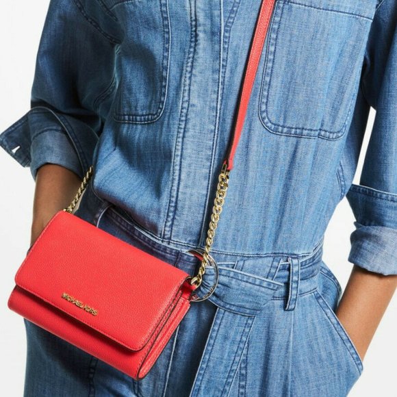 Michael Kors Jet Set Travel Medium Pebbled Leather Convertible Crossbody Bag - Picture 4 of 4